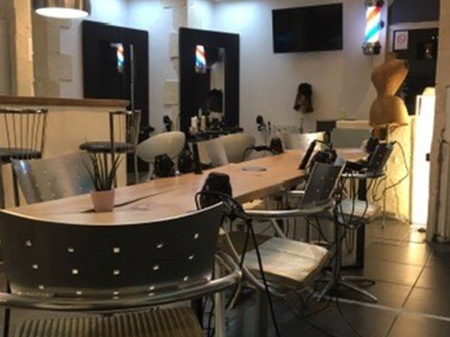 Hair Salon In Dijon Coiffure La Loge Haircut Man Woman In Cote D Or 21 Bourgogne