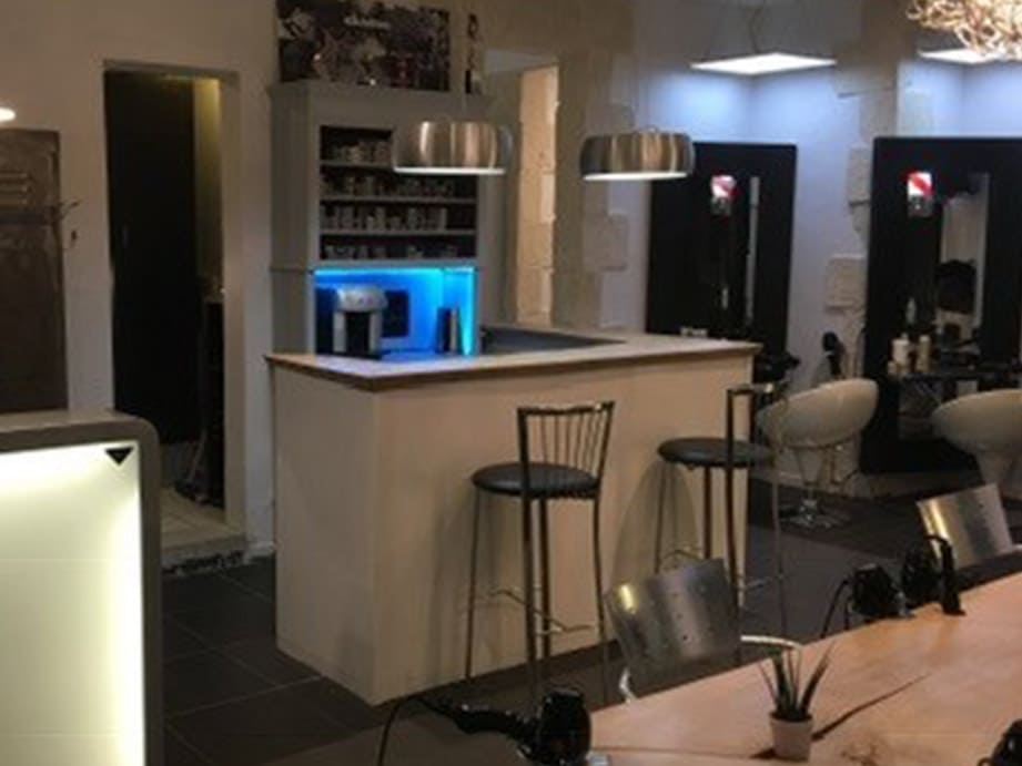 Hair Salon In Dijon Coiffure La Loge Haircut Man Woman In Cote D Or 21 Bourgogne